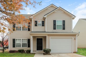 818 Swearngan Ridge Ct Charlotte, NC 28216